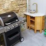 Downtown Spacious With Balcony - Two Bedroom With Balcony