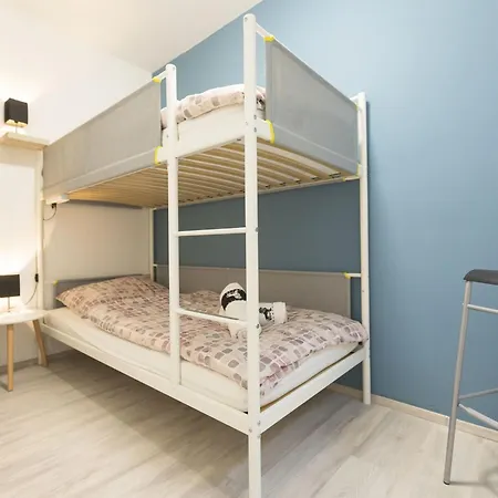 Downtown Spacious With Balcony - Two Bedroom With Balcony