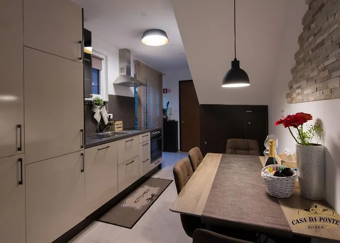 Downtown Spacious With Balcony - Two Bedroom With Balcony *