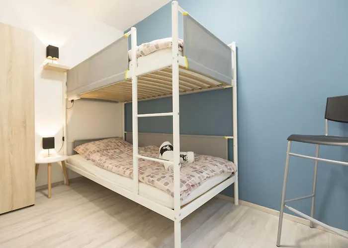 Downtown Spacious With Balcony - Two Bedroom With Balcony