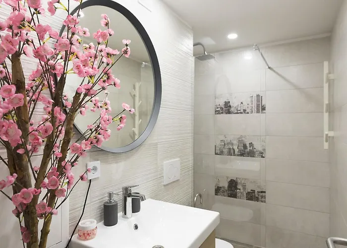 Apartmán Downtown Spacious With Balcony - Two Bedroom With Balcony Koper