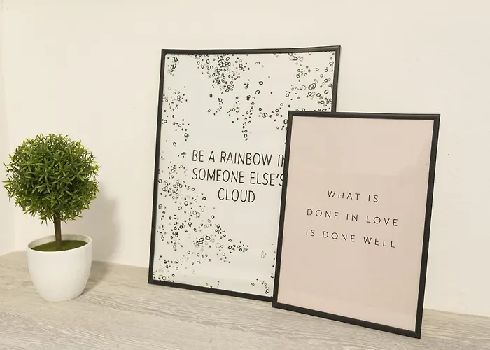 Downtown Spacious With Balcony - Two Bedroom With Balcony